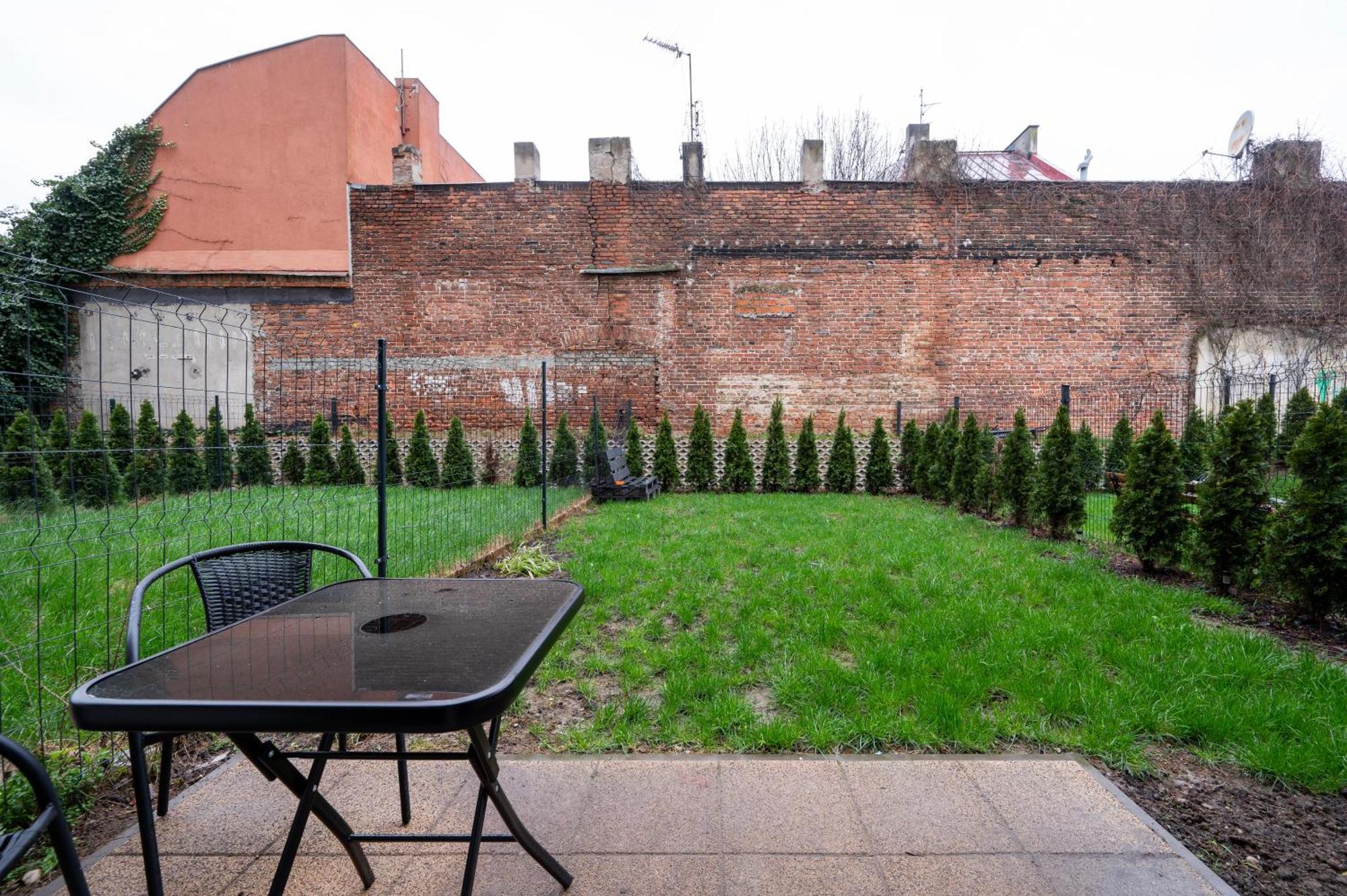 Hideaway Apartment - Terrace With Garden & Parking- By Rentujemy Лодзь Экстерьер фото